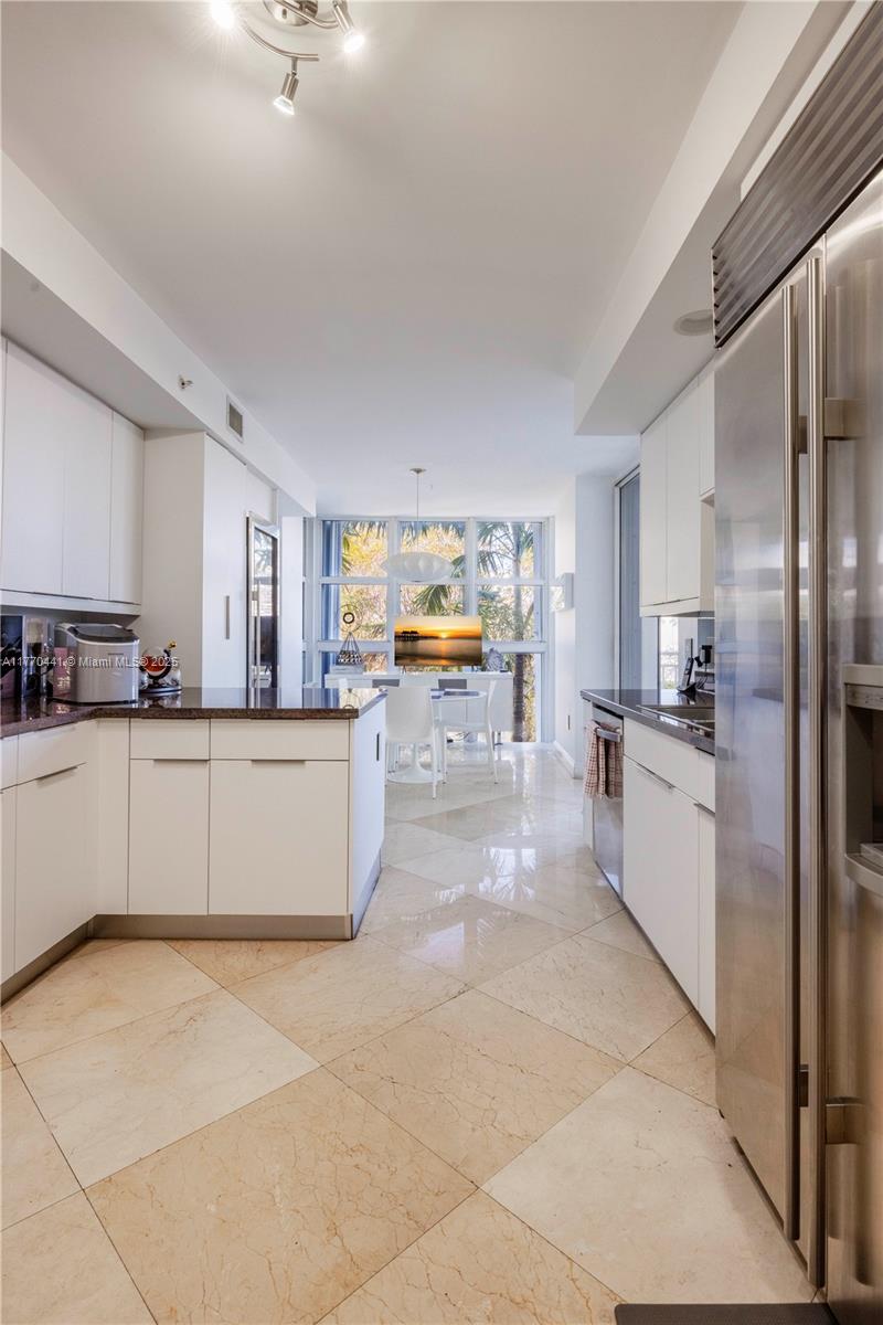 LAKE TOWER CONDO - Residential