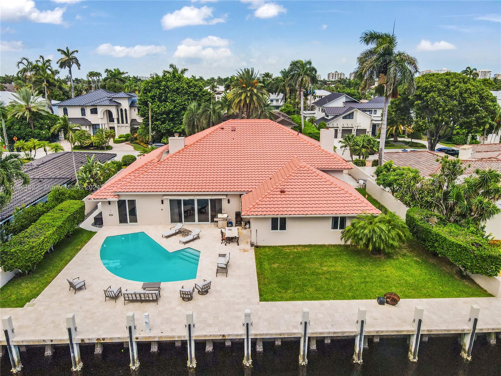 PELICAN ISLE - Residential