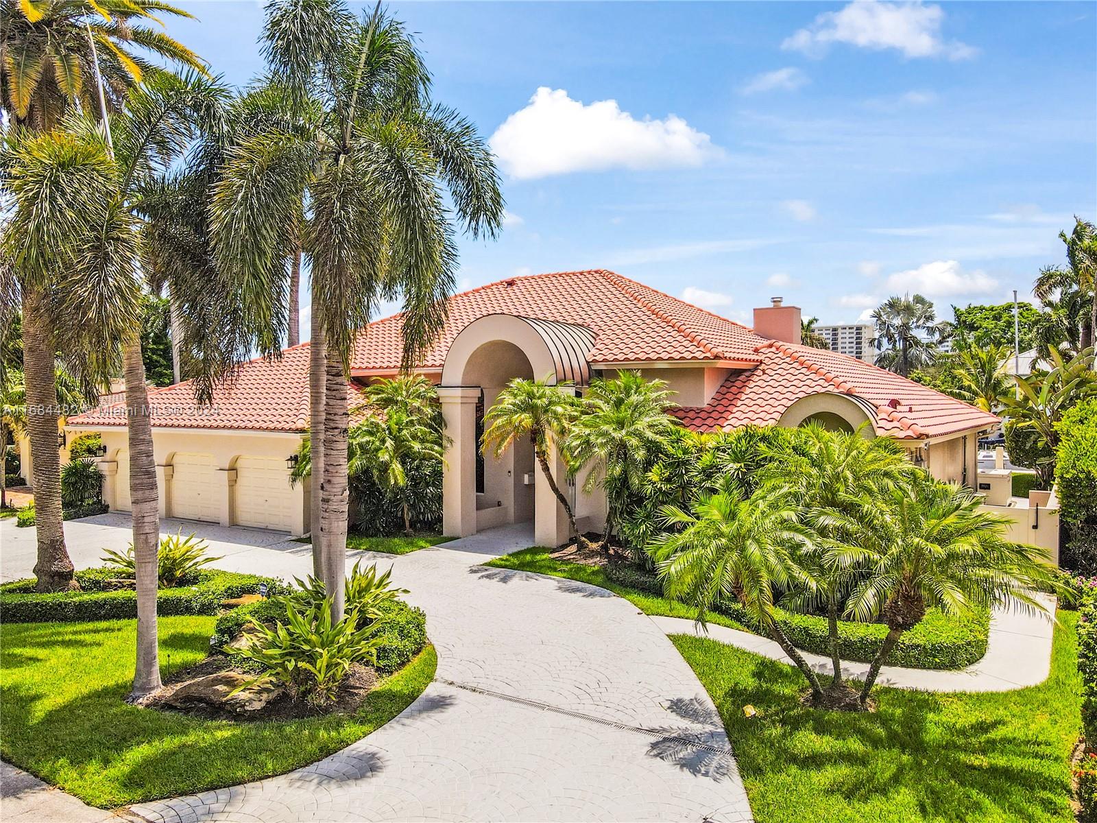 PELICAN ISLE - Residential