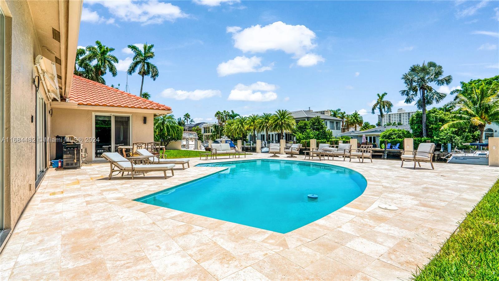 PELICAN ISLE - Residential