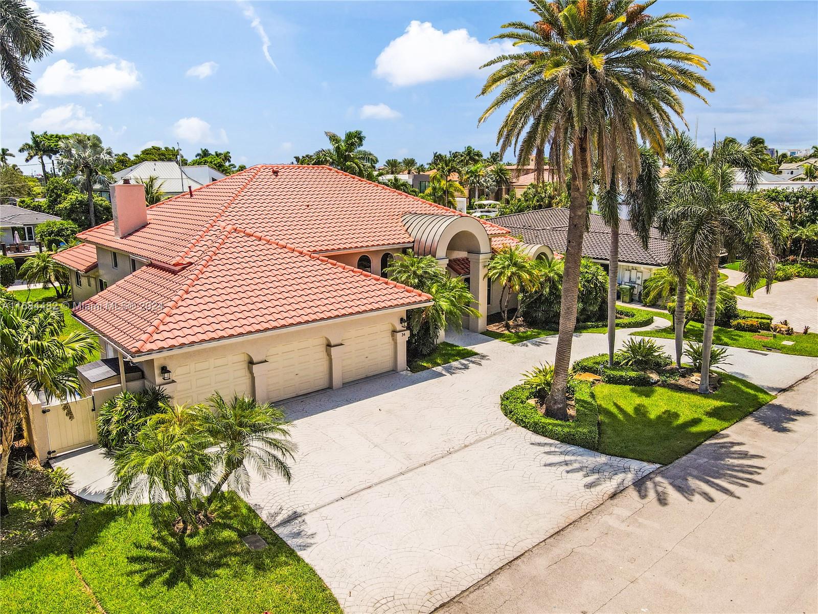 PELICAN ISLE - Residential
