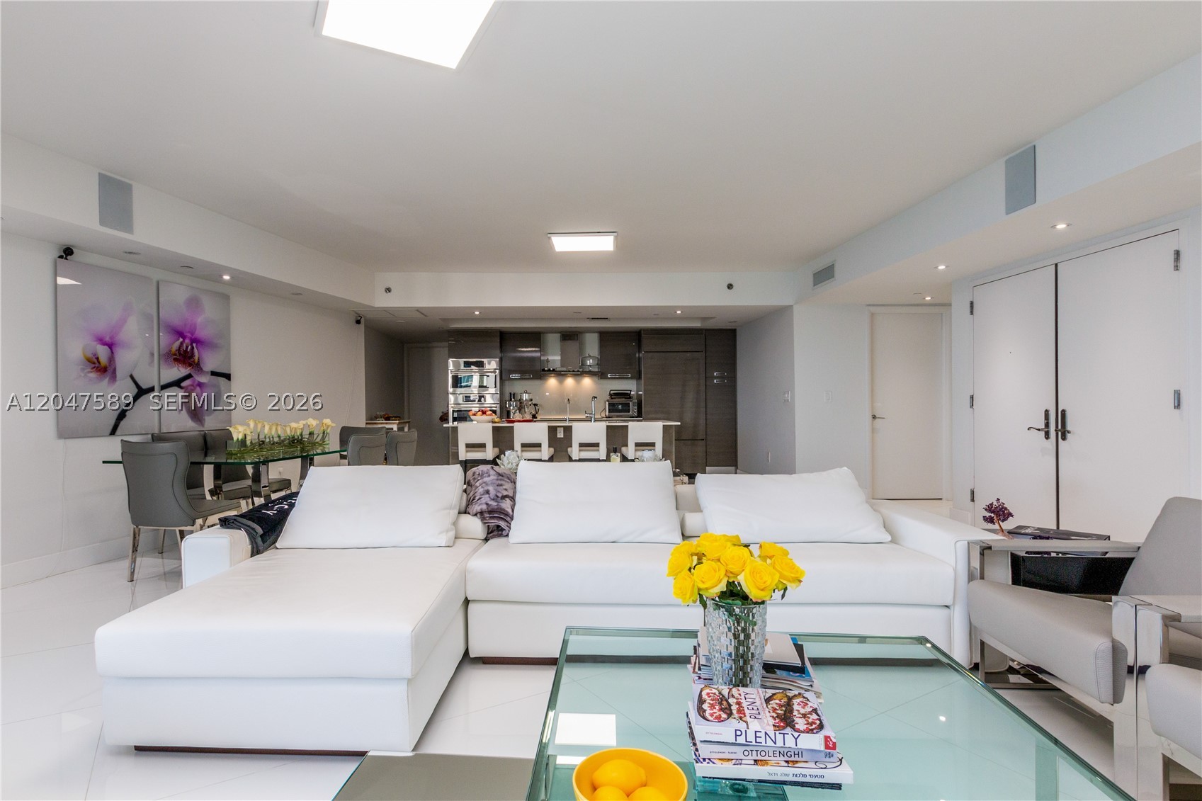 OCEAN FOUR CONDO - Residential Lease