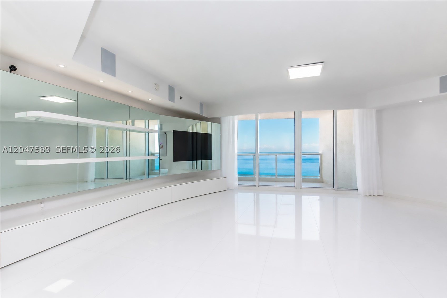 OCEAN FOUR CONDO - Residential Lease
