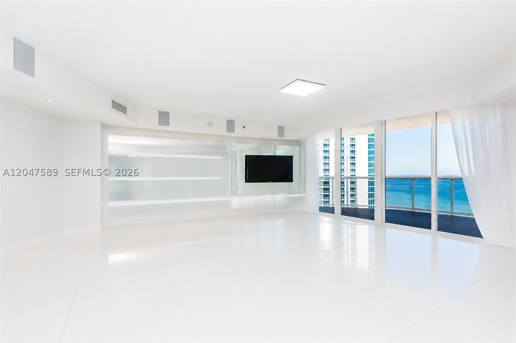 OCEAN FOUR CONDO - Residential Lease