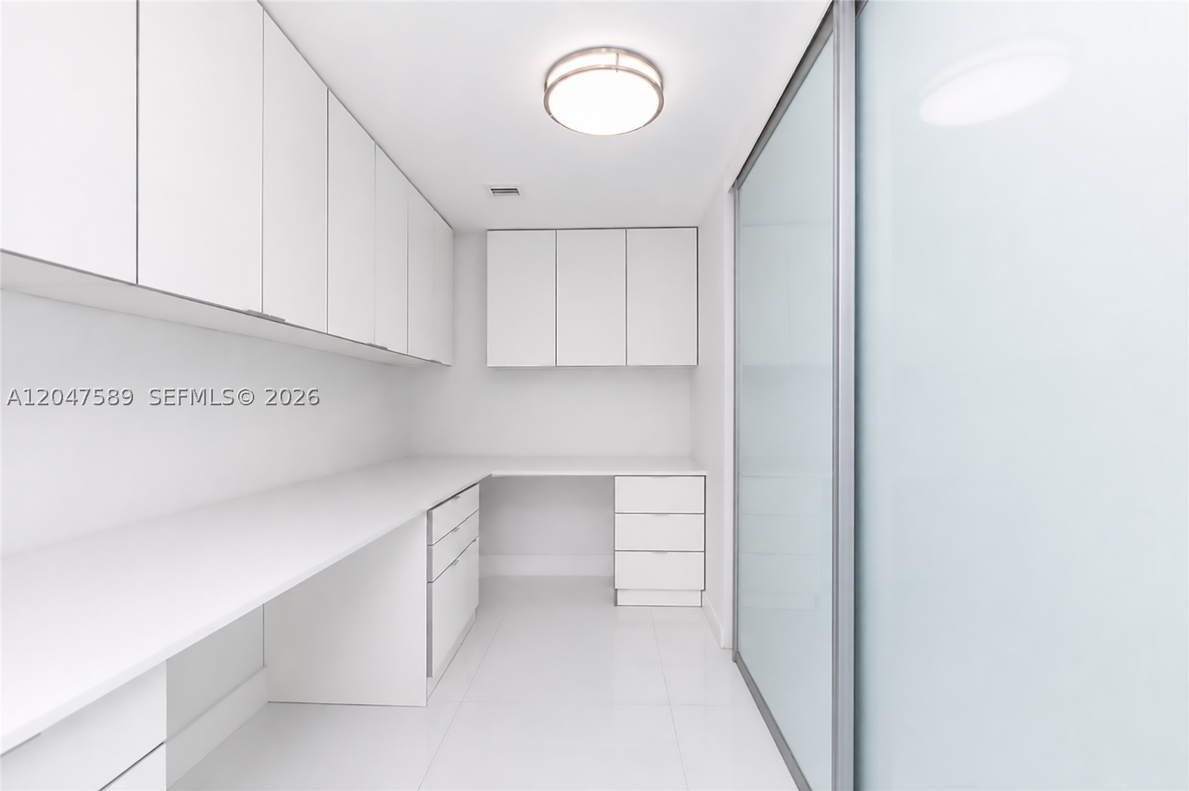 OCEAN FOUR CONDO - Residential Lease