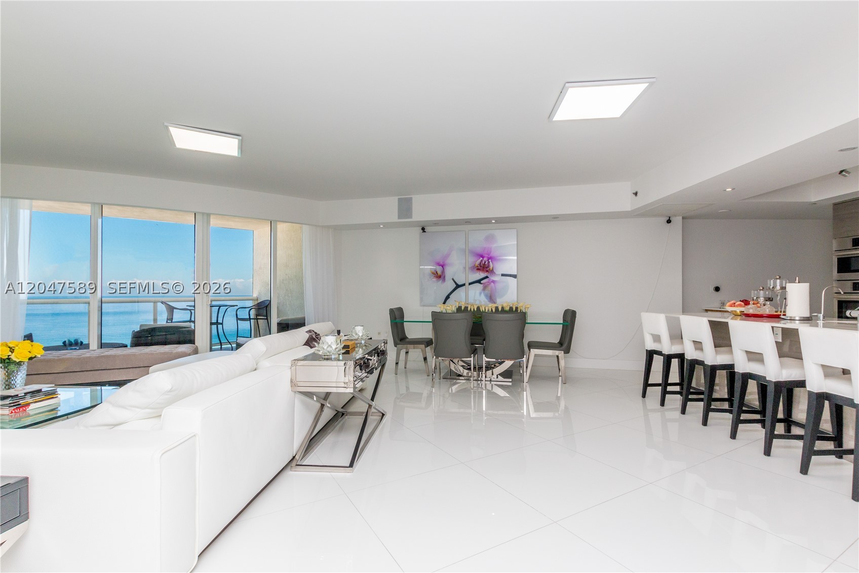 OCEAN FOUR CONDO - Residential Lease