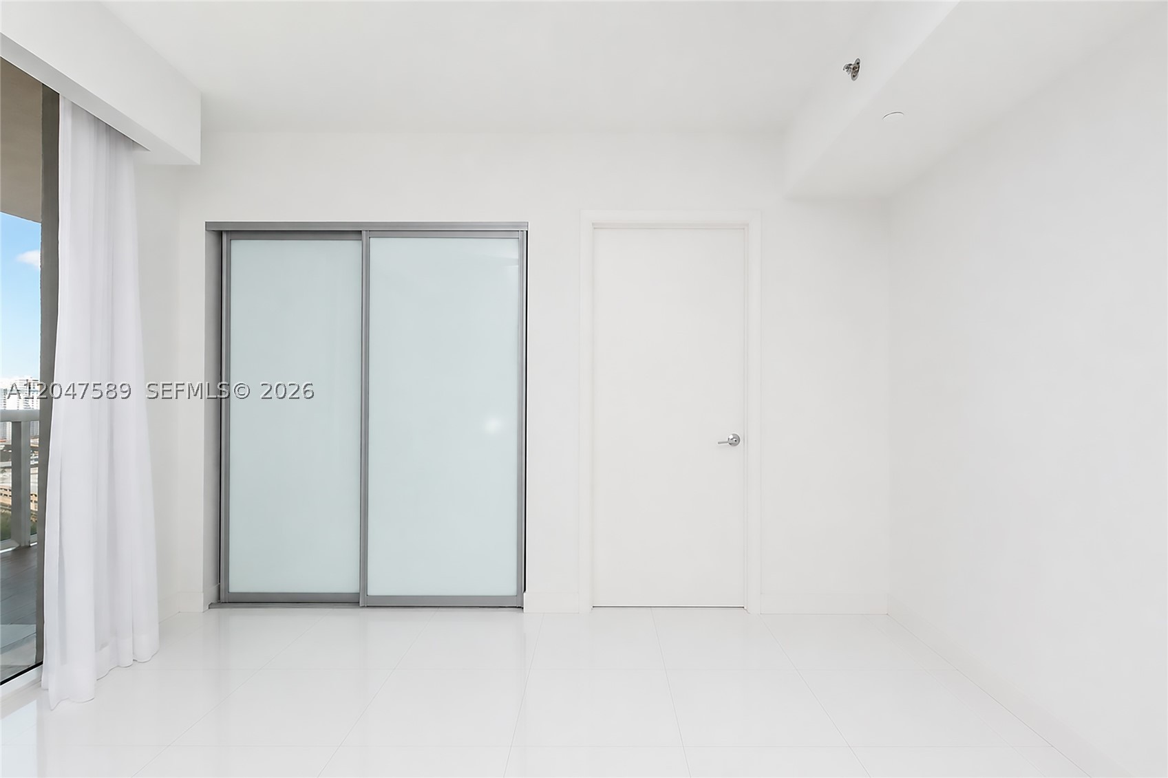 OCEAN FOUR CONDO - Residential Lease