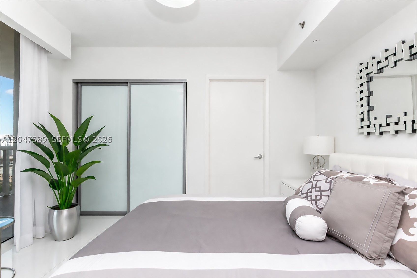 OCEAN FOUR CONDO - Residential Lease