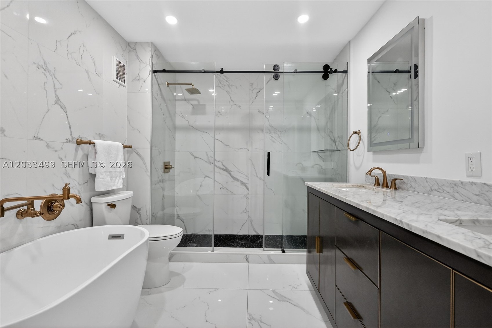 AZURE LAKE CONDO - Residential