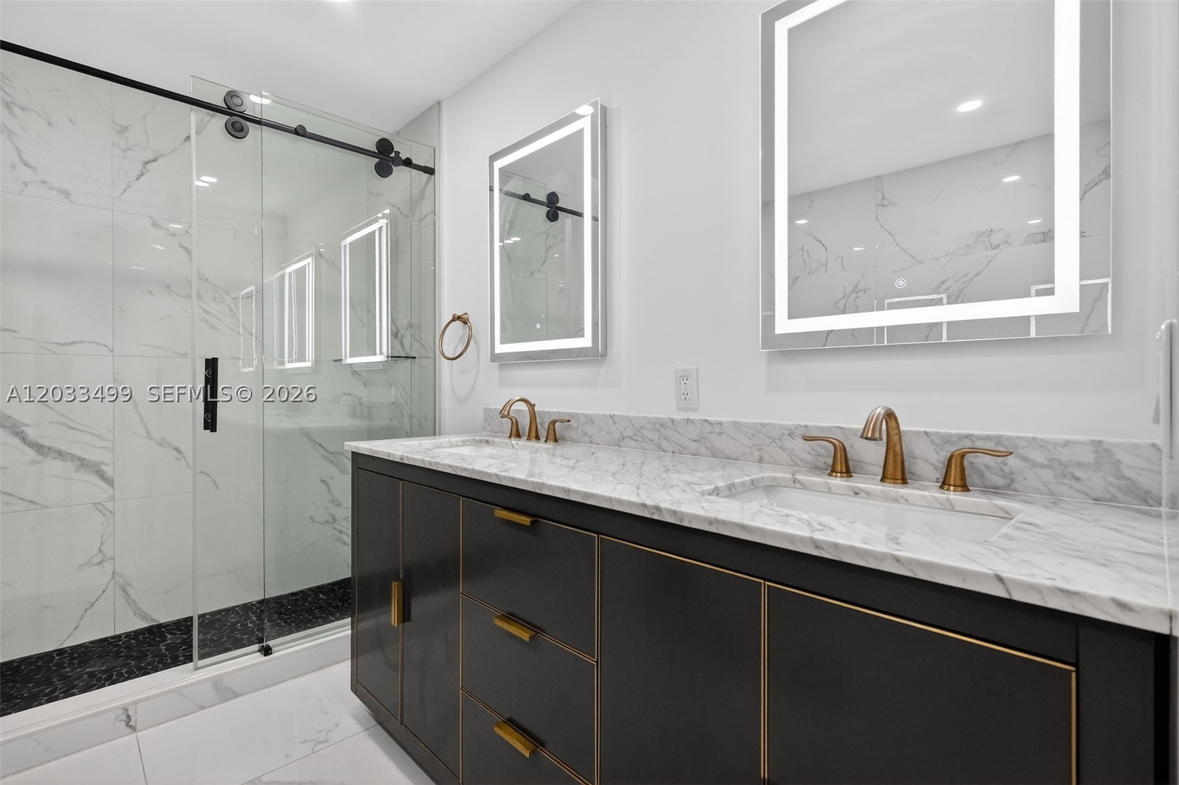 AZURE LAKE CONDO - Residential