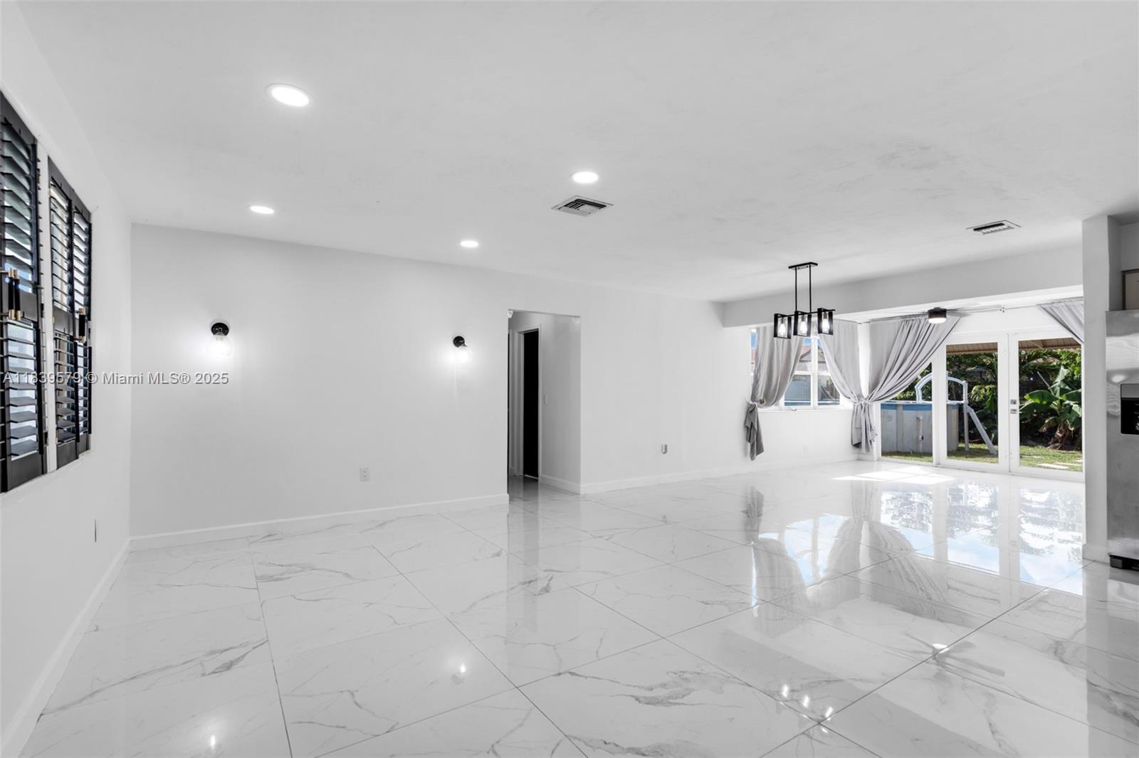 BOULEVARD HEIGHTS SEC 9 - Residential Lease