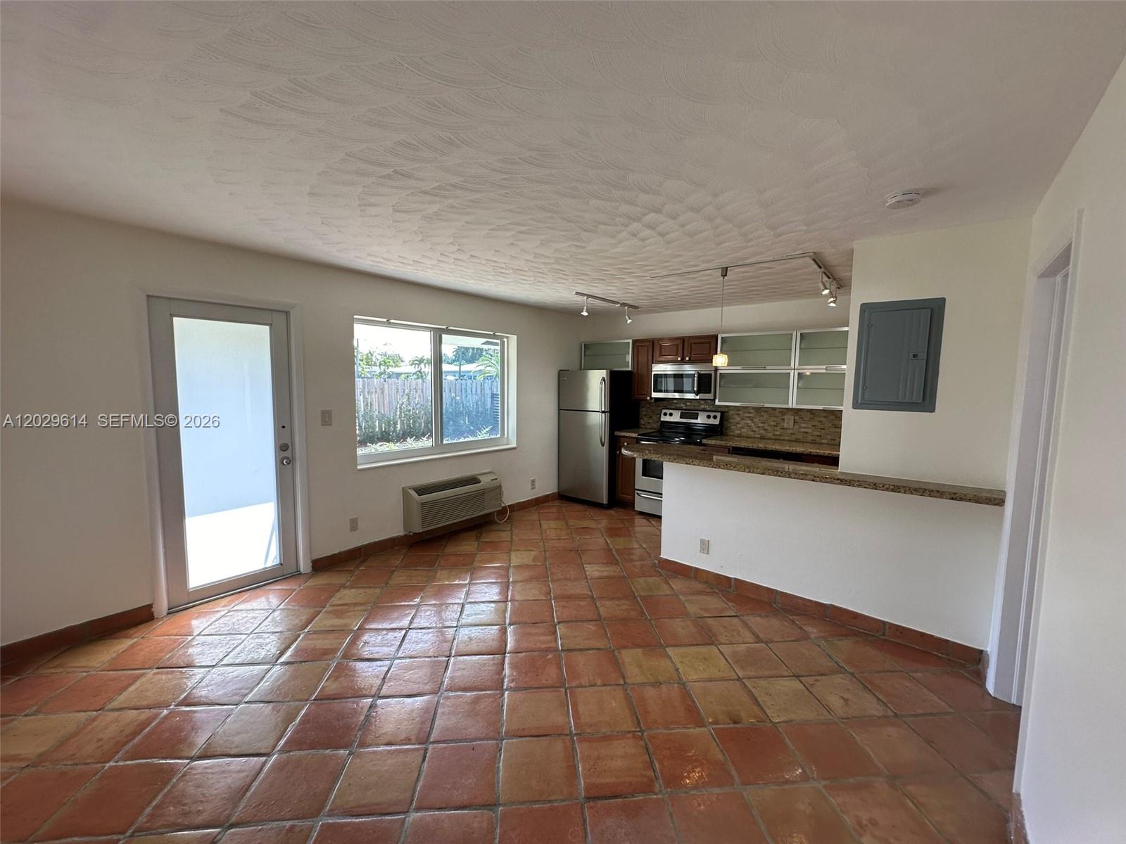 PROGRESSO - Residential Lease