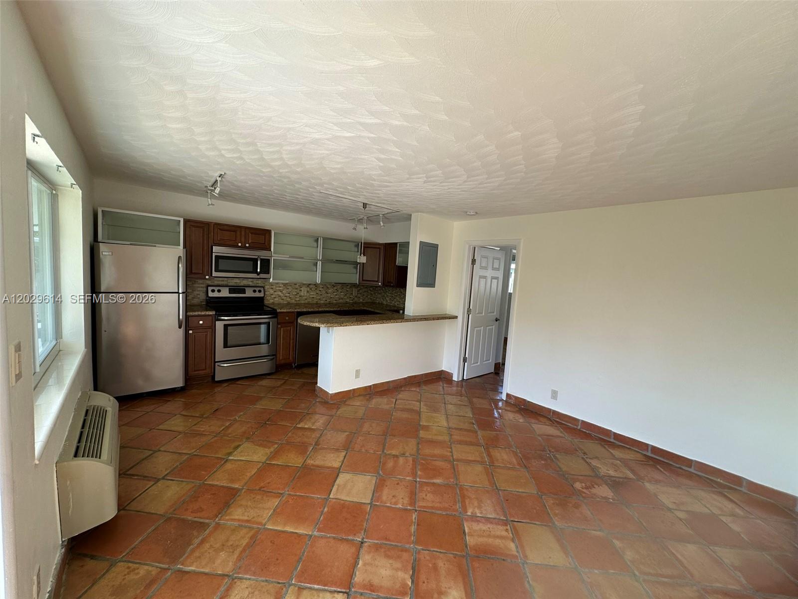 PROGRESSO - Residential Lease