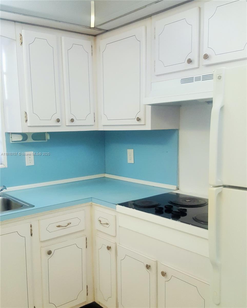 STAR LAKES ESTATES NO 3 C - Residential