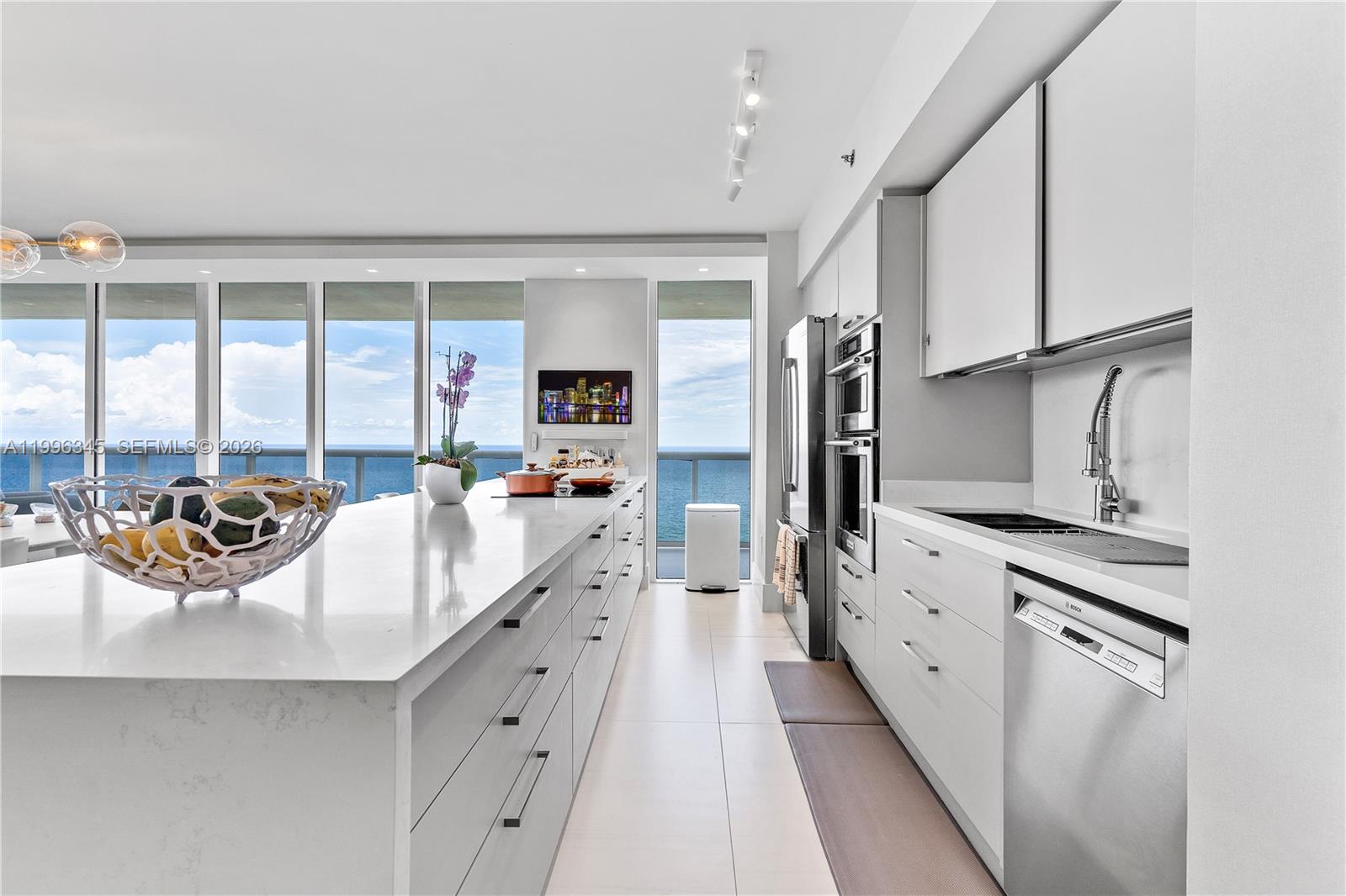 BEACH CLUB TWO CONDO - Residential Lease