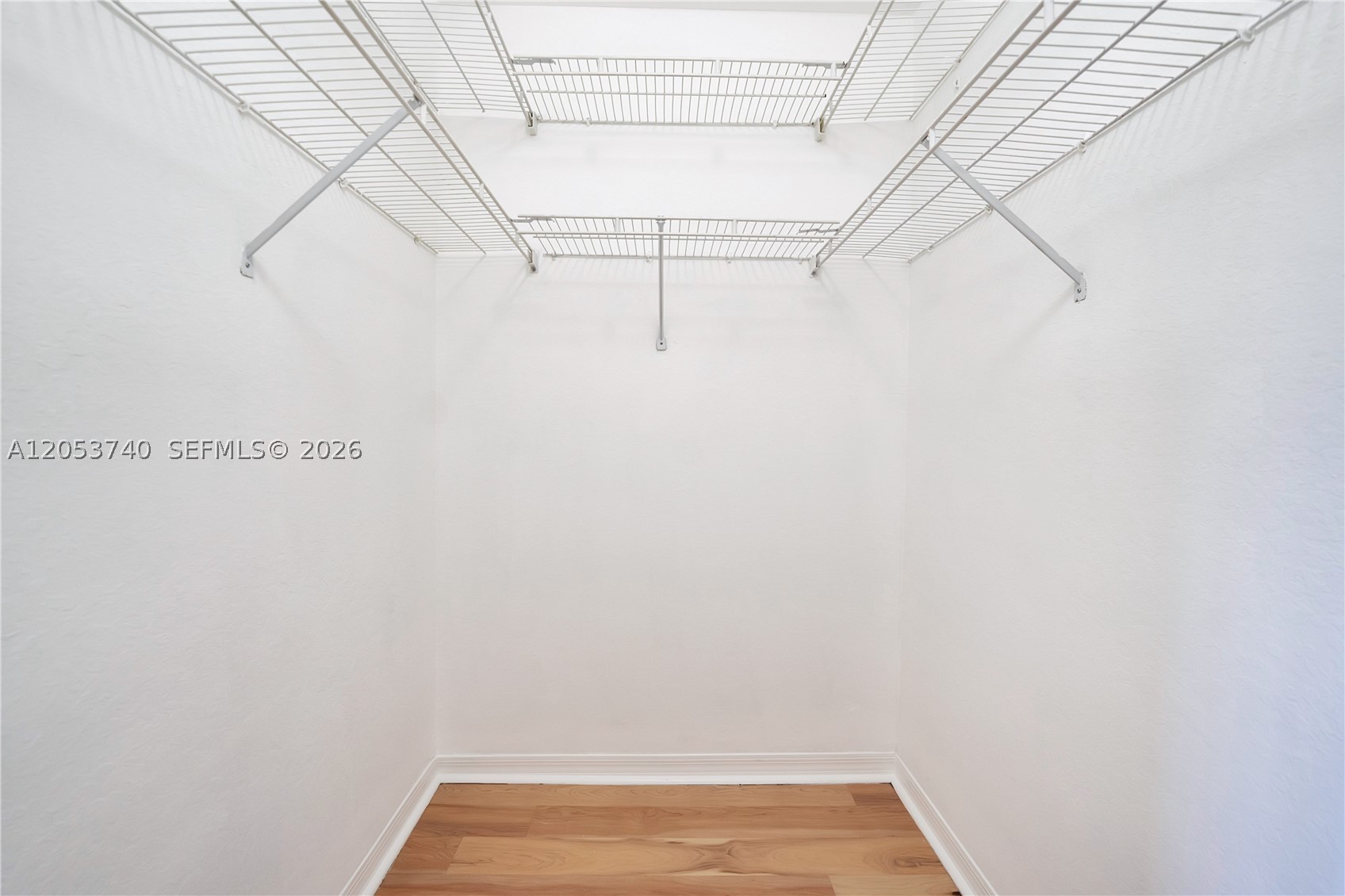 VILLAS OF BARCELONA - Residential