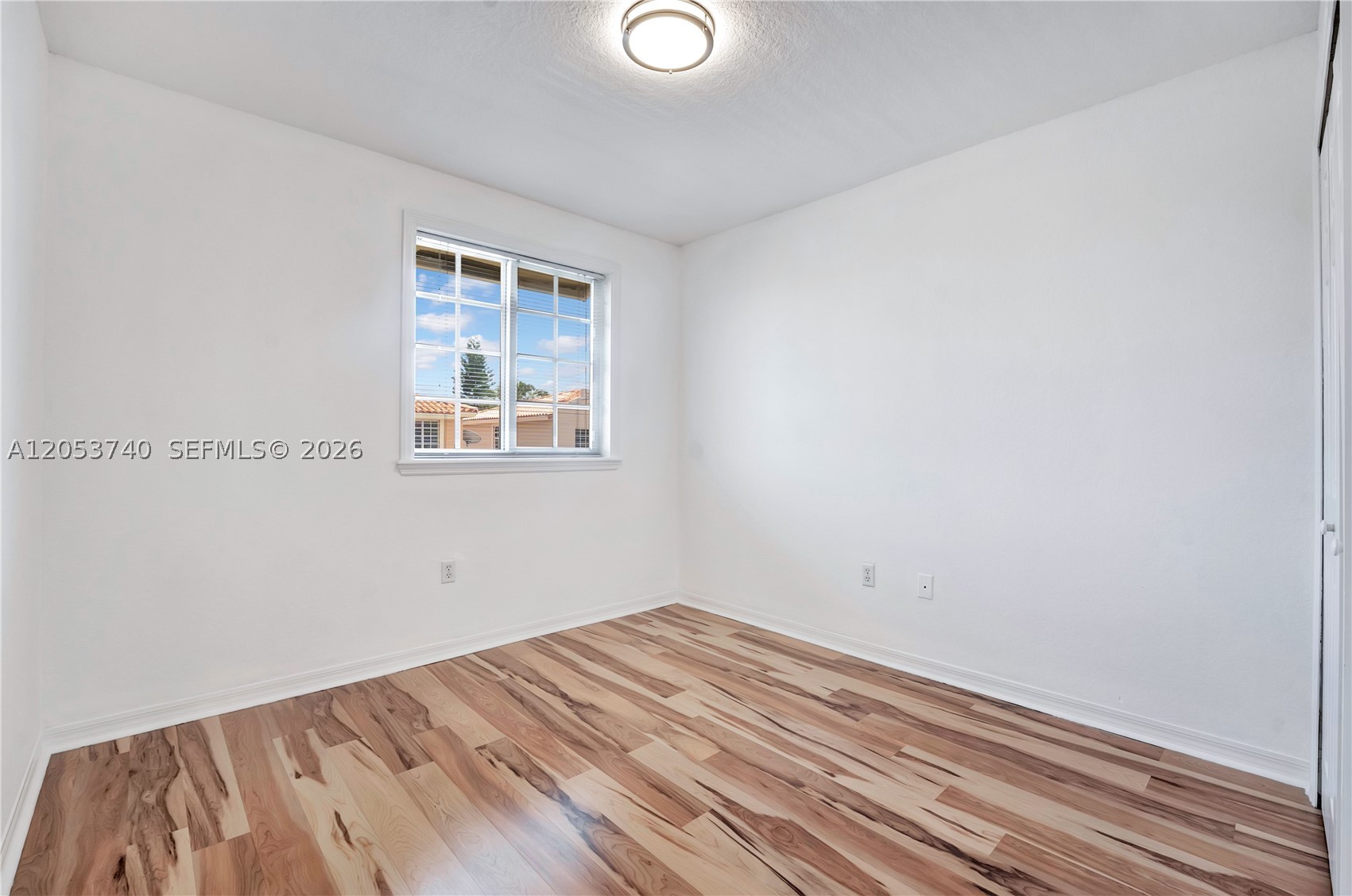 VILLAS OF BARCELONA - Residential
