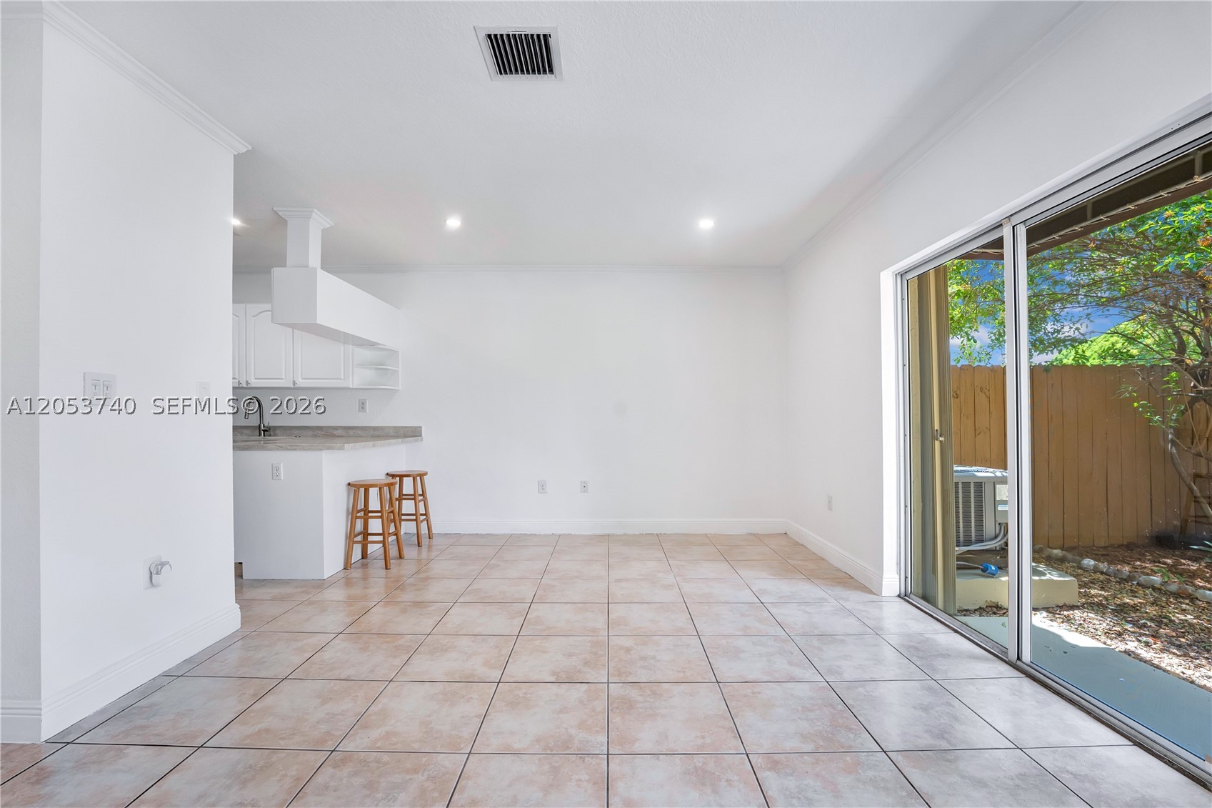 VILLAS OF BARCELONA - Residential
