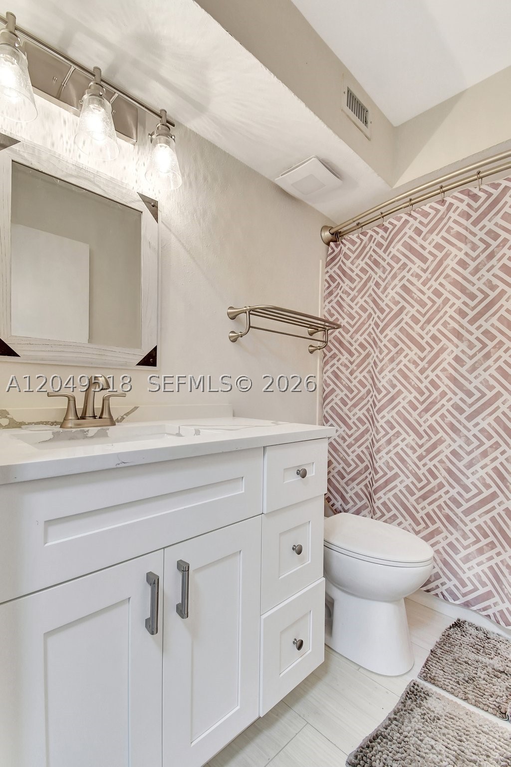 SAILBOAT POINTE CONDO - Residential Lease