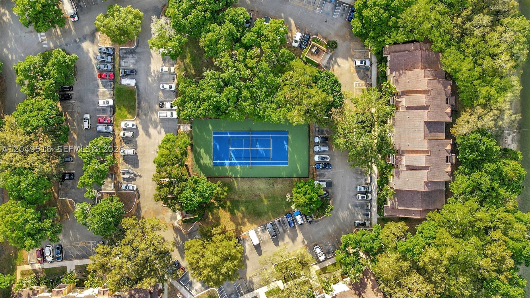 SAILBOAT POINTE CONDO - Residential Lease