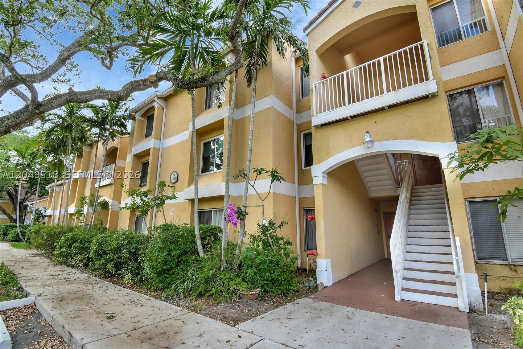SAILBOAT POINTE CONDO - Residential Lease