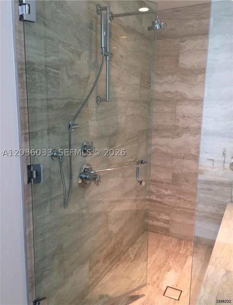 BISCAYNE BEACH CONDO - Residential Lease