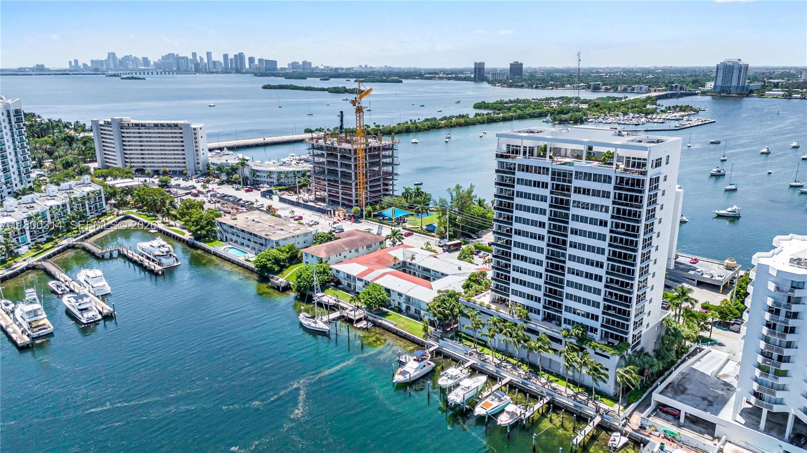 BLUE BAY TOWER CONDO - Residential
