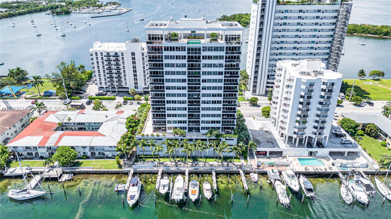 BLUE BAY TOWER CONDO - Residential