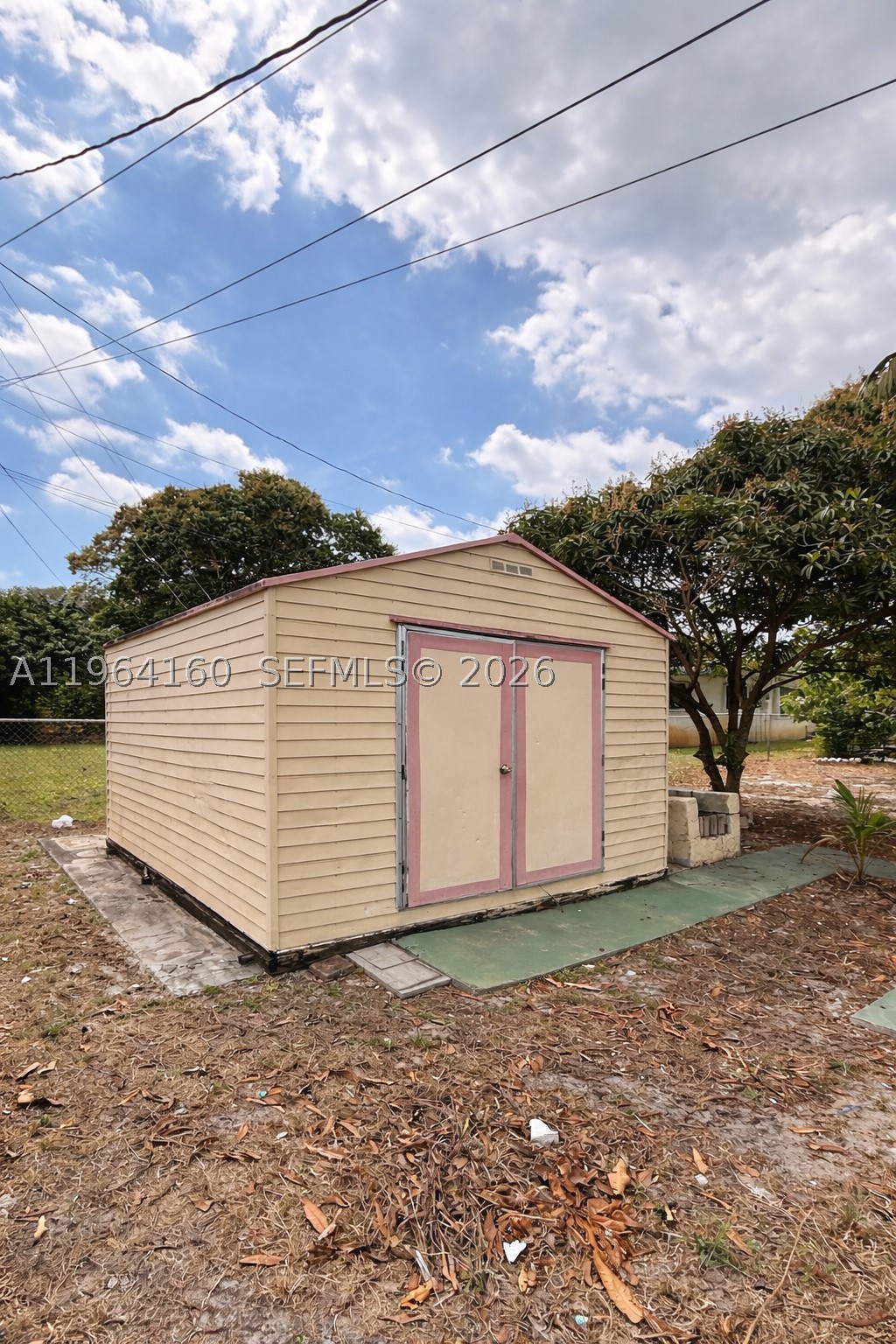 SANDERS PARK - Residential