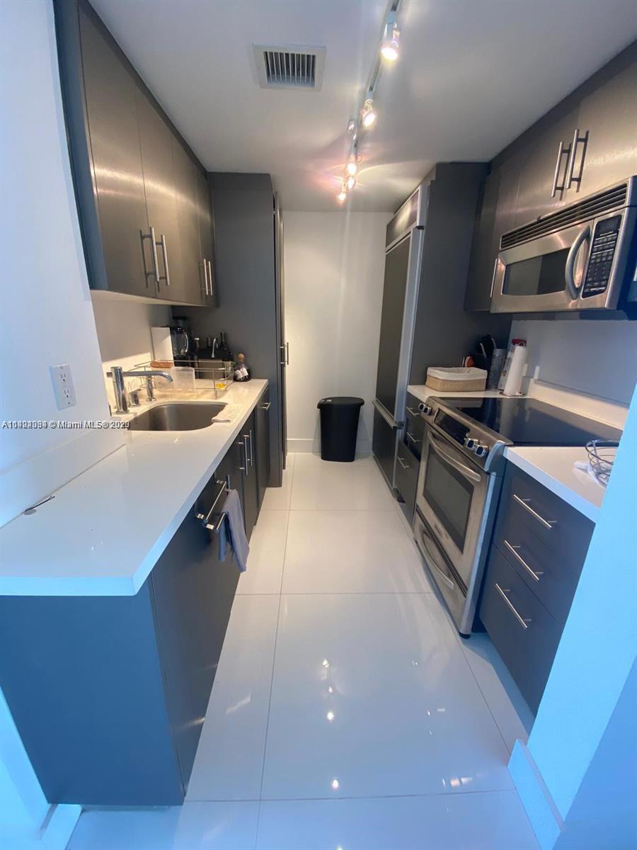 HARBOUR HOUSE - Residential Lease