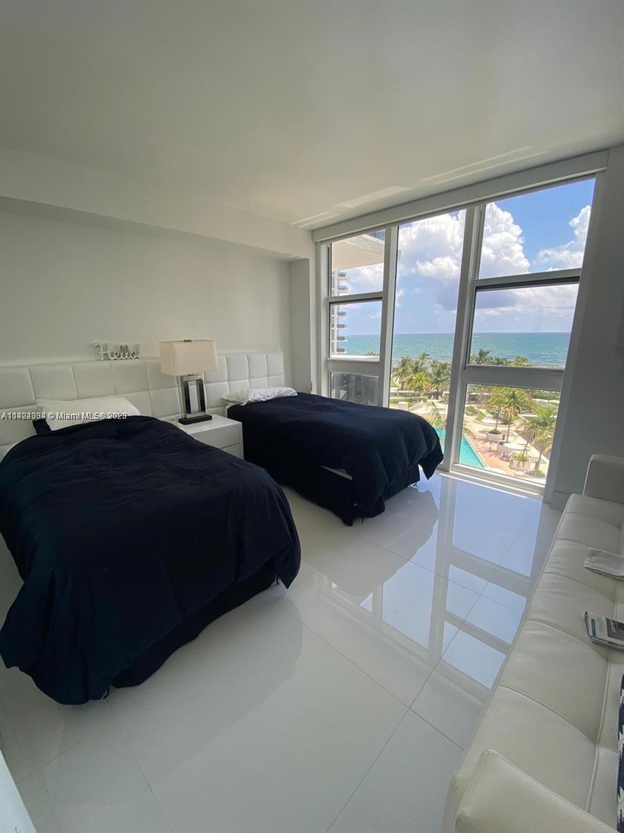 HARBOUR HOUSE - Residential Lease