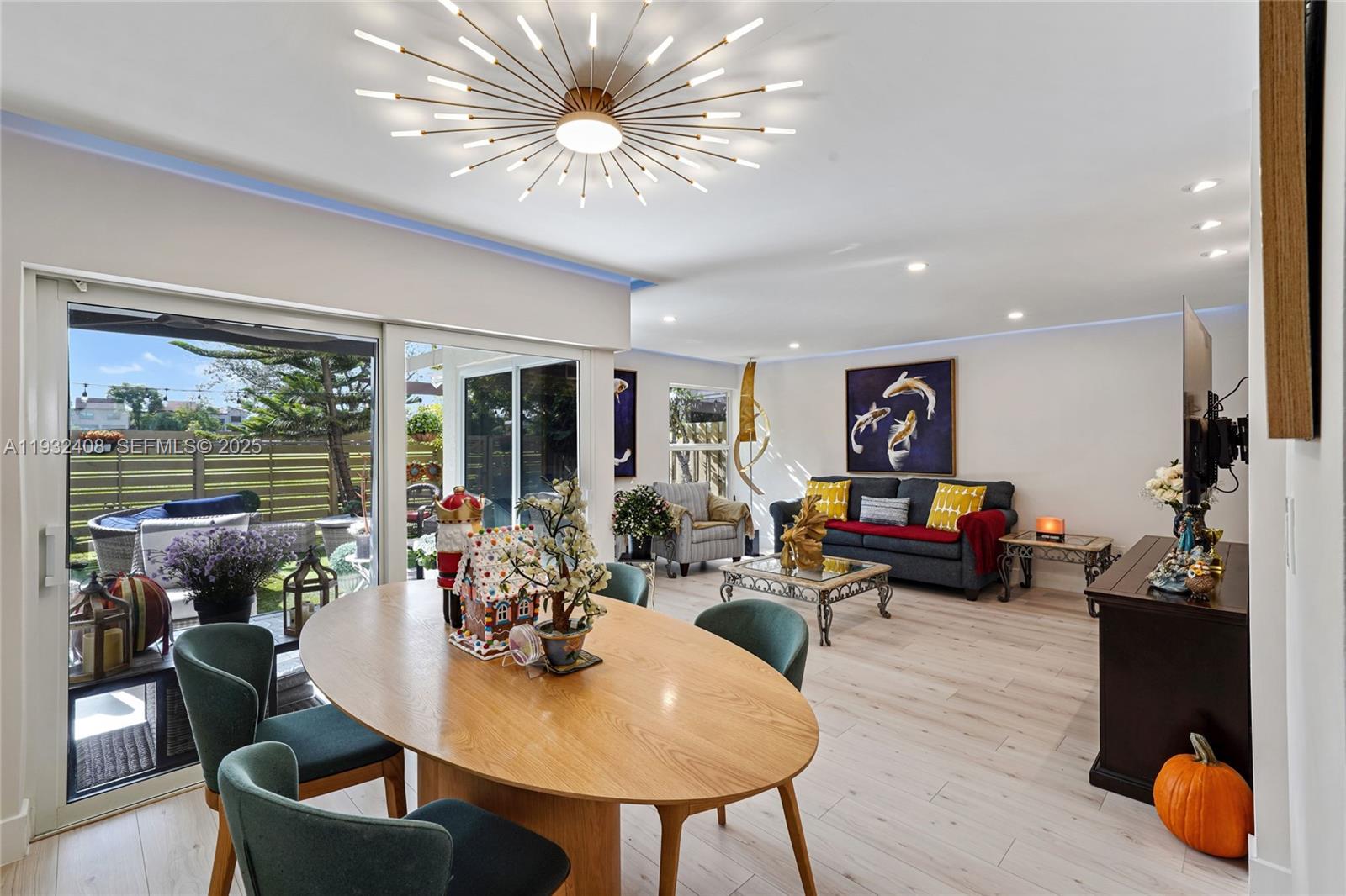 SPRING LAKES VILLAGE II - Residential Lease