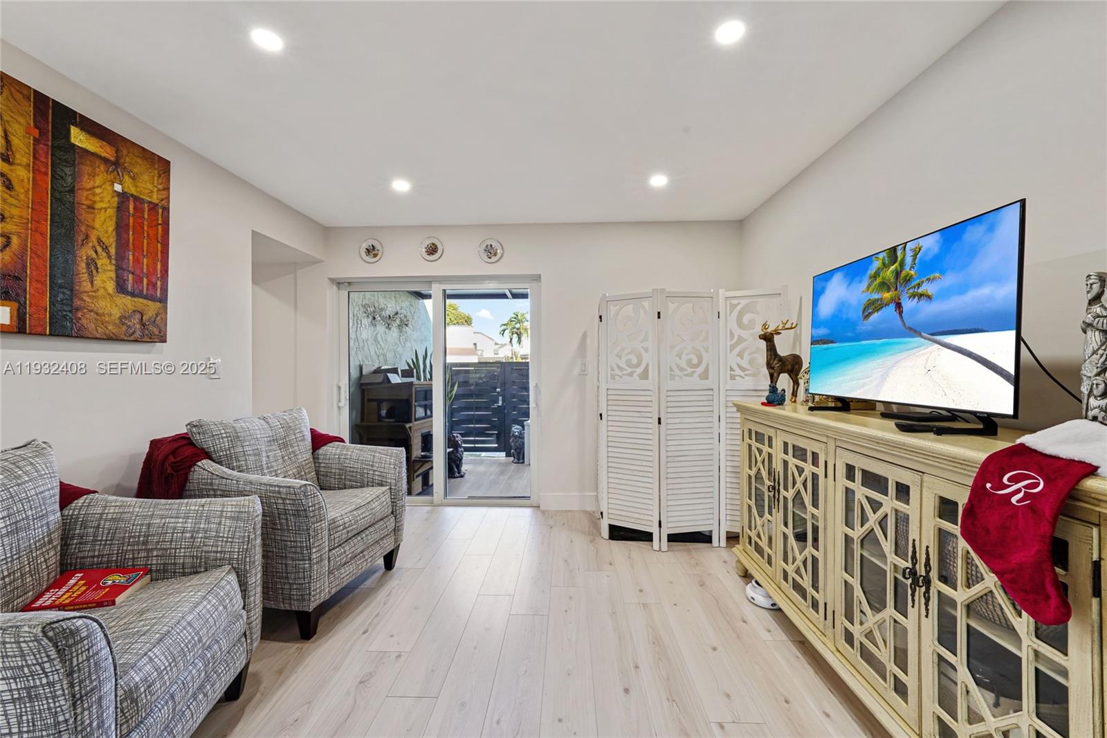 SPRING LAKES VILLAGE II - Residential Lease