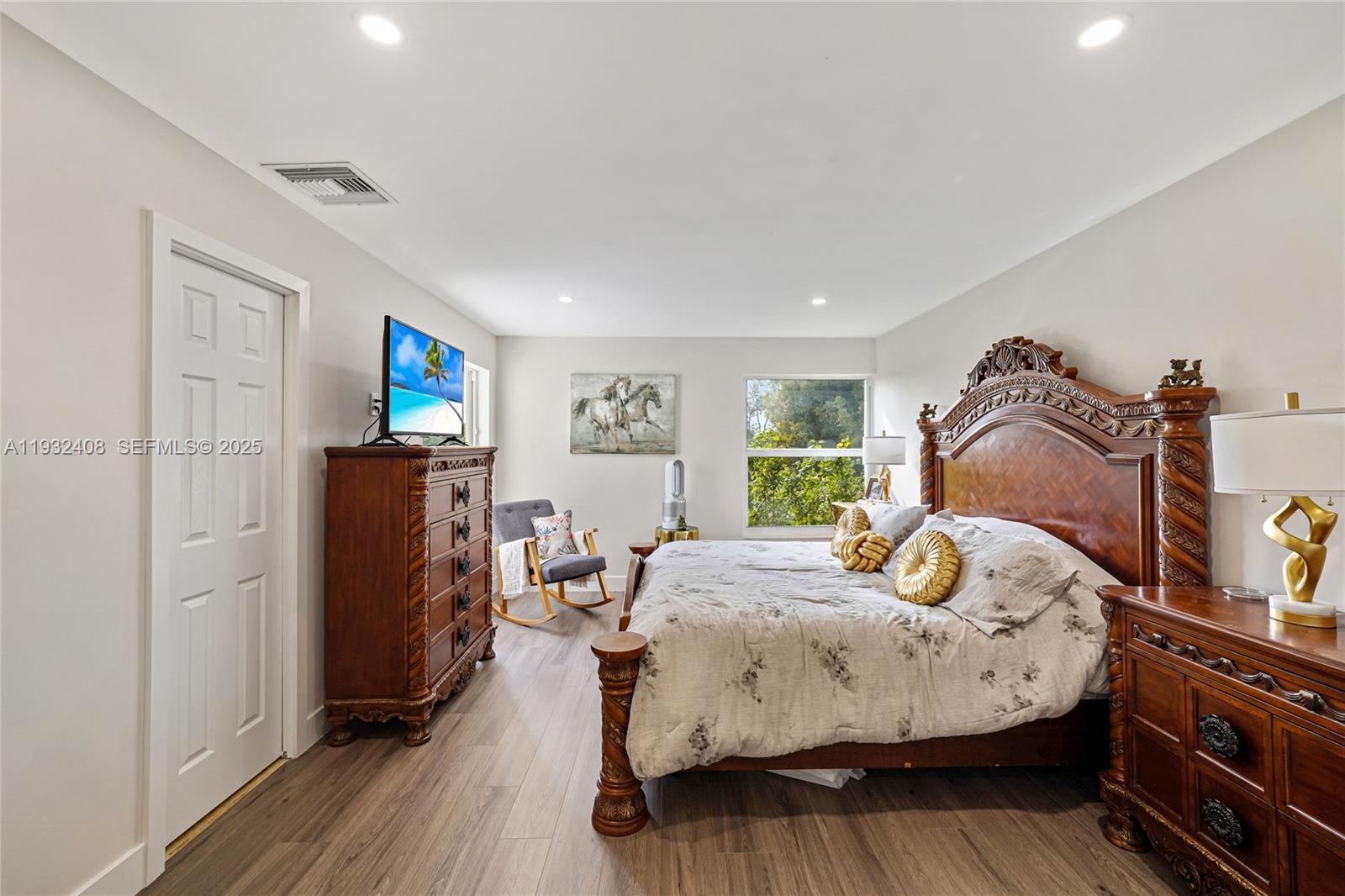 SPRING LAKES VILLAGE II - Residential Lease
