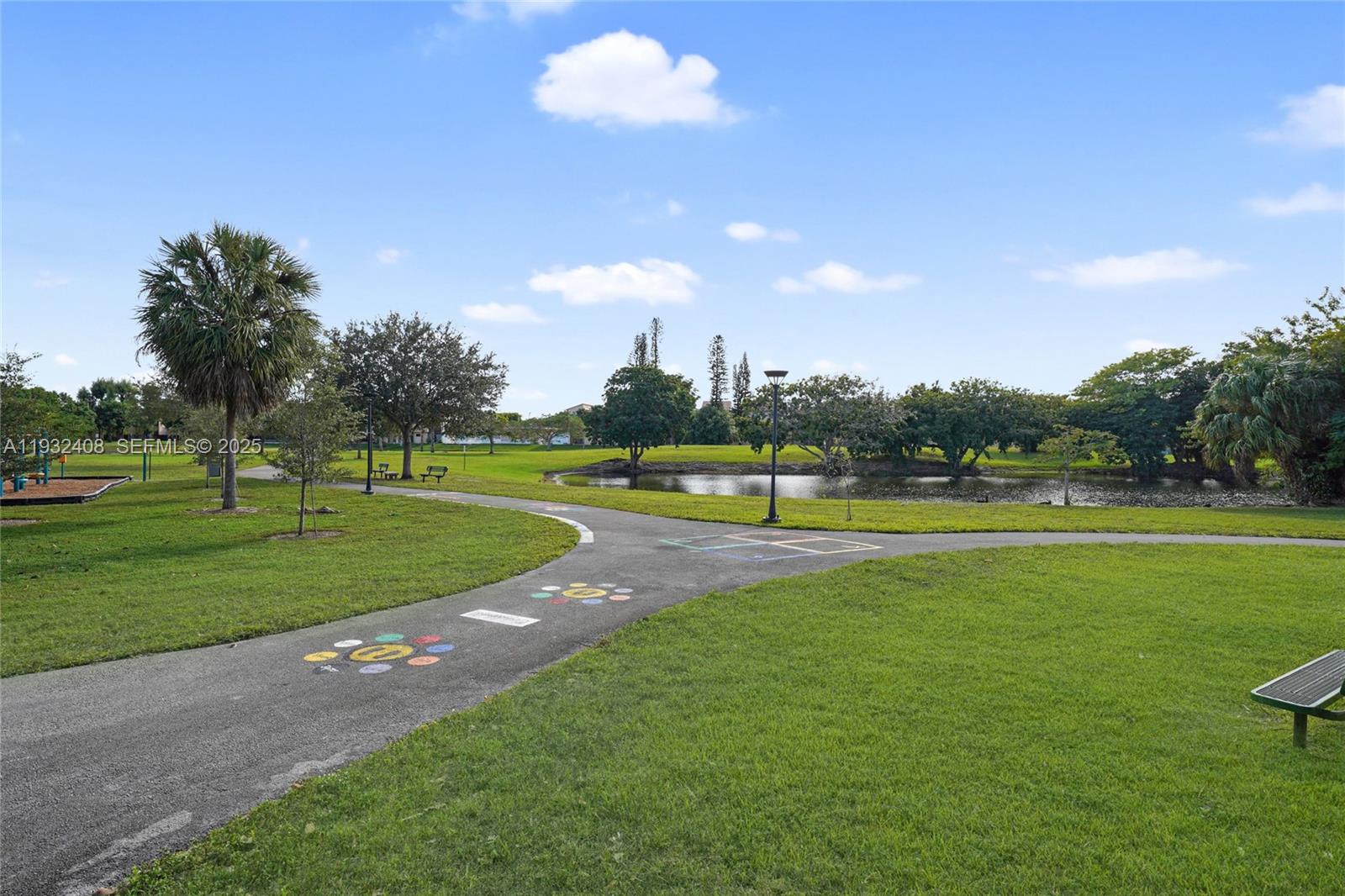 SPRING LAKES VILLAGE II - Residential Lease