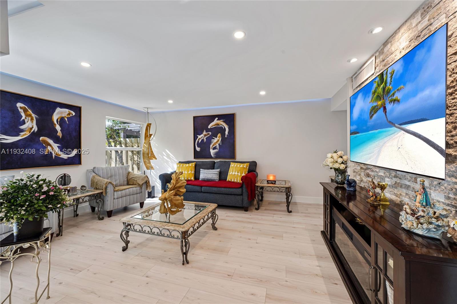 SPRING LAKES VILLAGE II - Residential Lease