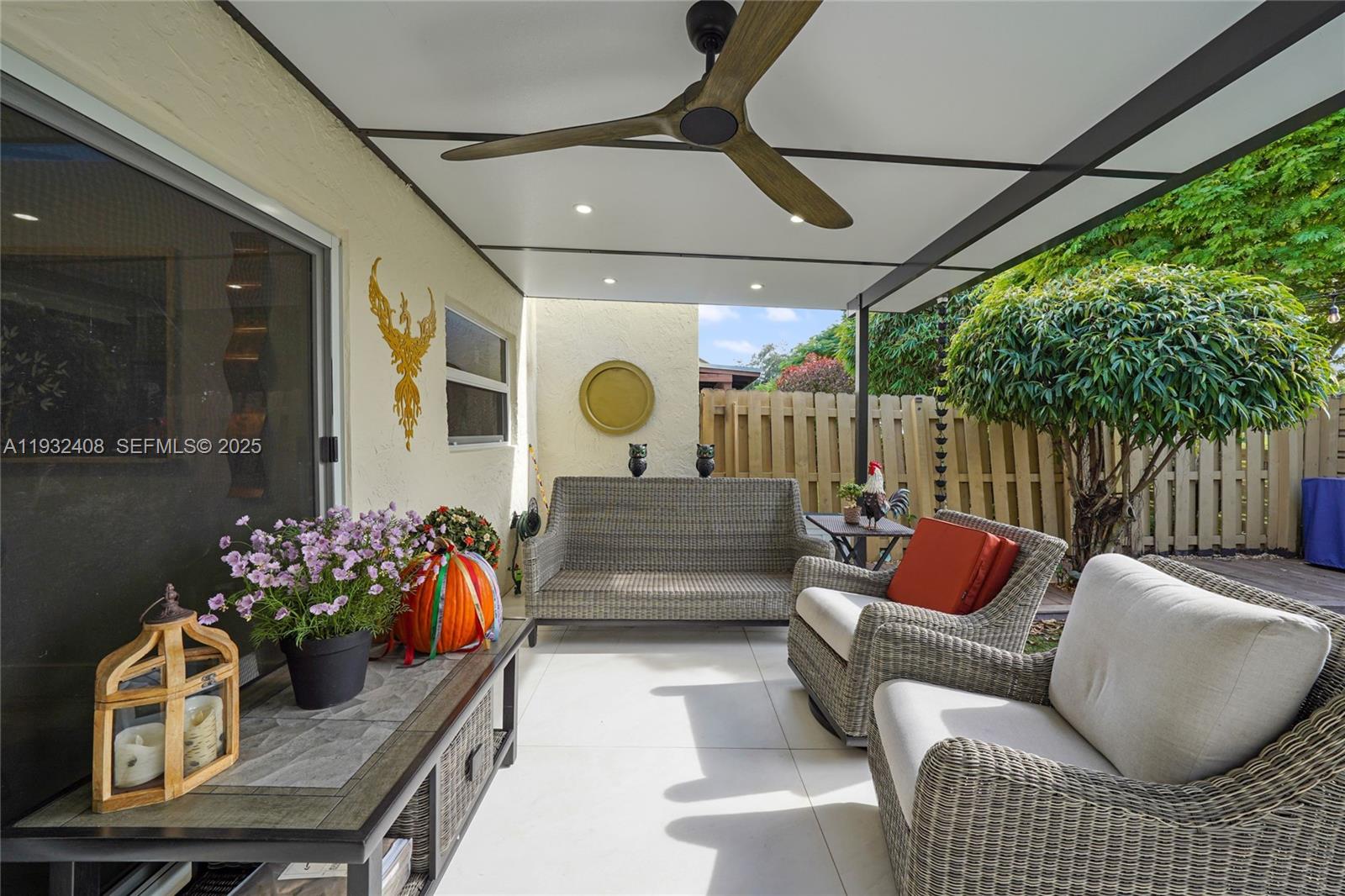 SPRING LAKES VILLAGE II - Residential Lease