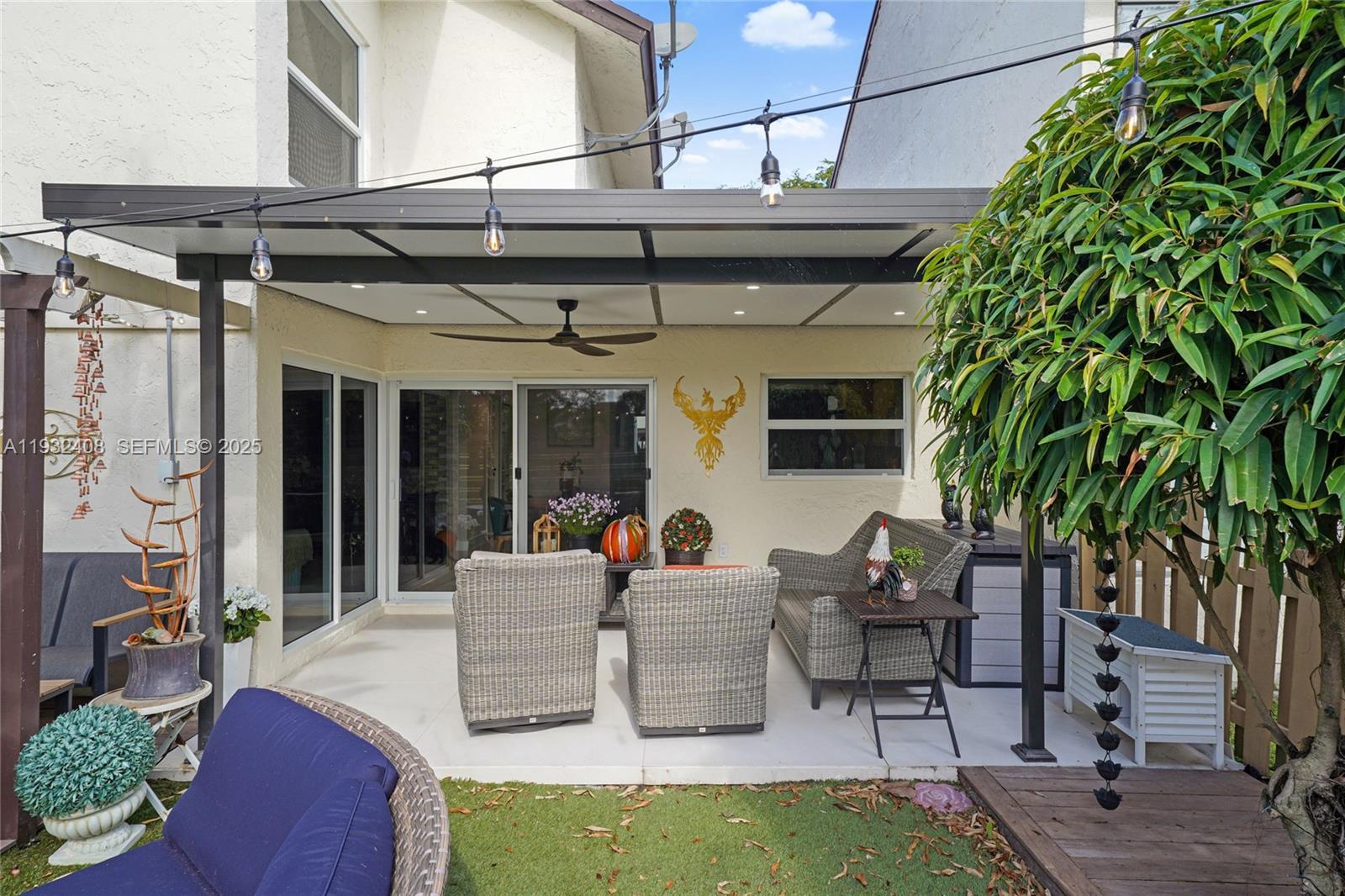 SPRING LAKES VILLAGE II - Residential Lease
