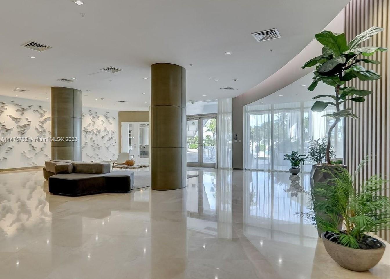 HARBOUR HOUSE - Residential