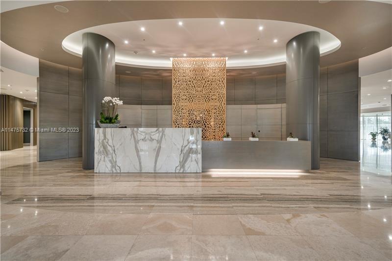 HARBOUR HOUSE - Residential