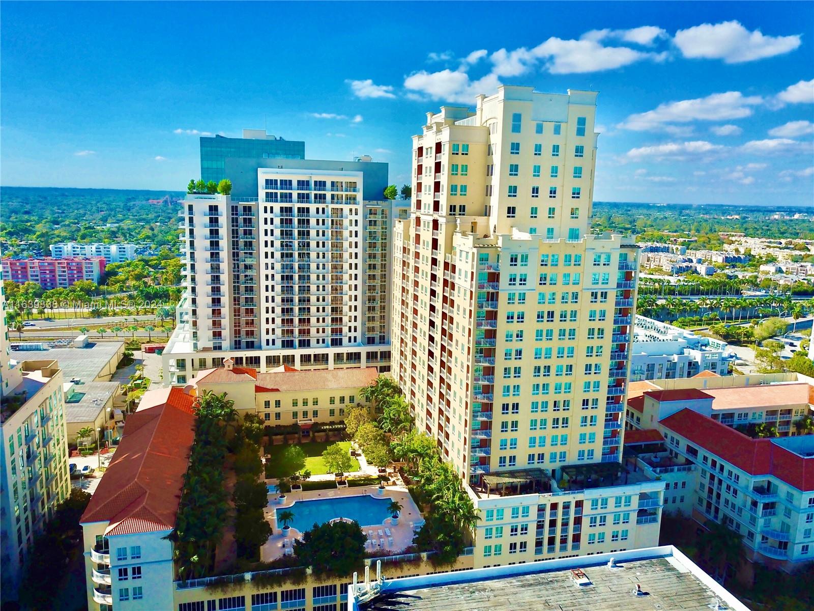 Stunning Toscano Large 2Bed/2Bath unit featuring a split floor plan. This gem offers a spacious master Bedroom and  closet, in-unit laundry, and an 18th-floor balcony showcasing breathtaking views. Enjoy the convenience of free valet parking for guests, a secured lobby with a 24/7 front desk attendant, and access to a state-of-the-art gym, pool, and barbecue area. Located within walking distance of shops, Dadeland Mall, and downtown Dadeland's vibrant dining scene. Just steps away from Publix and the Metrorail. Don't miss out on this exceptional opportunity!