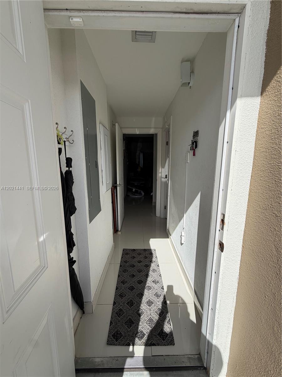 PARADISE GARDENS - Residential Lease