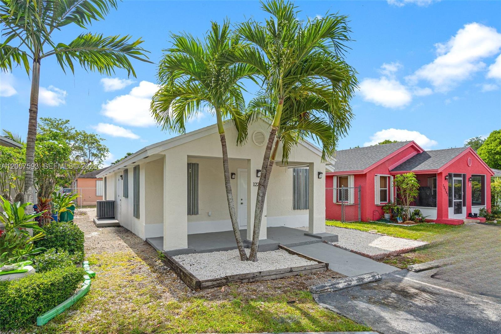 HABITAT VILLAS - Residential