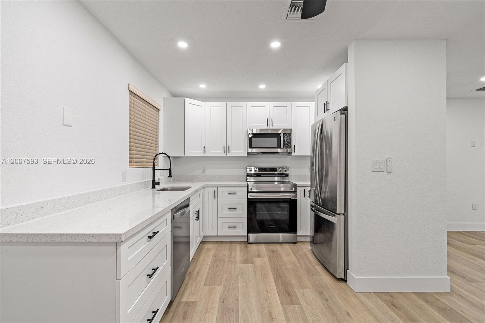HABITAT VILLAS - Residential