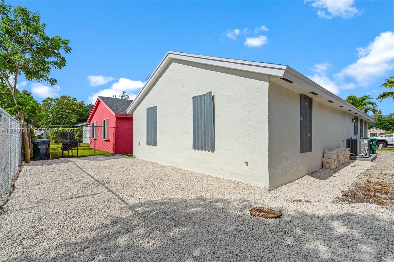 HABITAT VILLAS - Residential