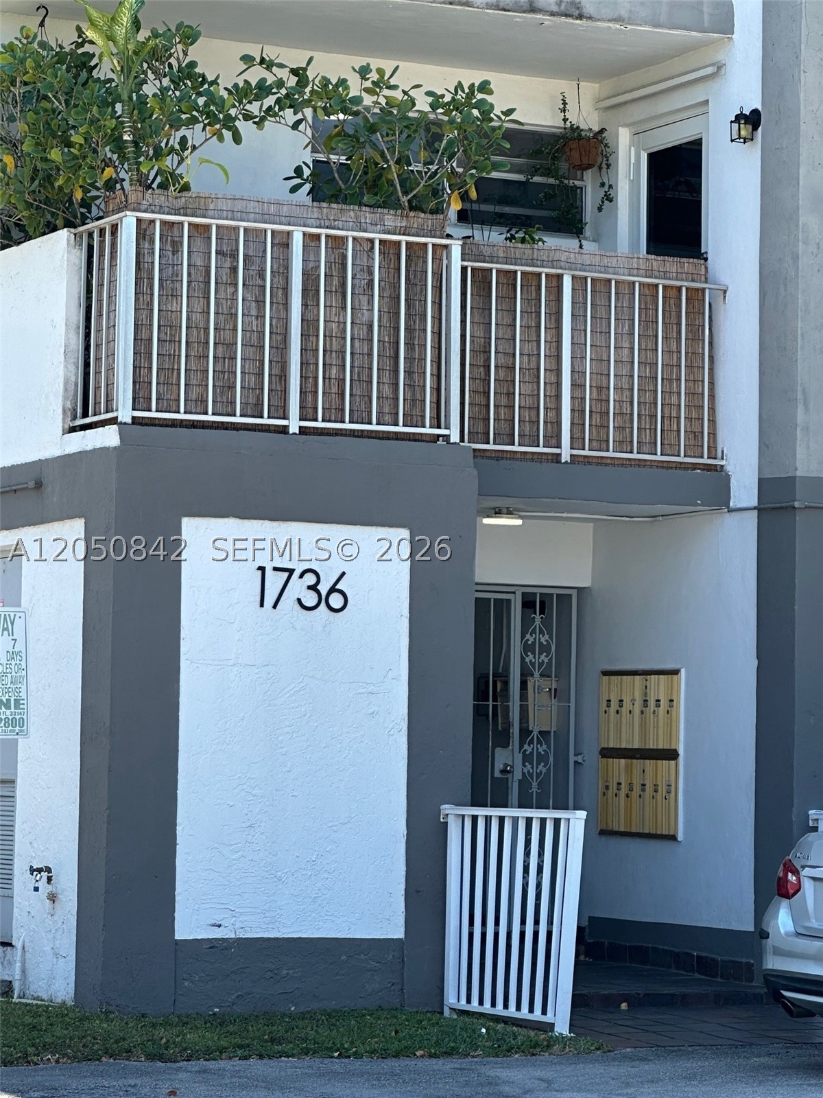 CHRISTOPHER PLAZA CONDO - Residential
