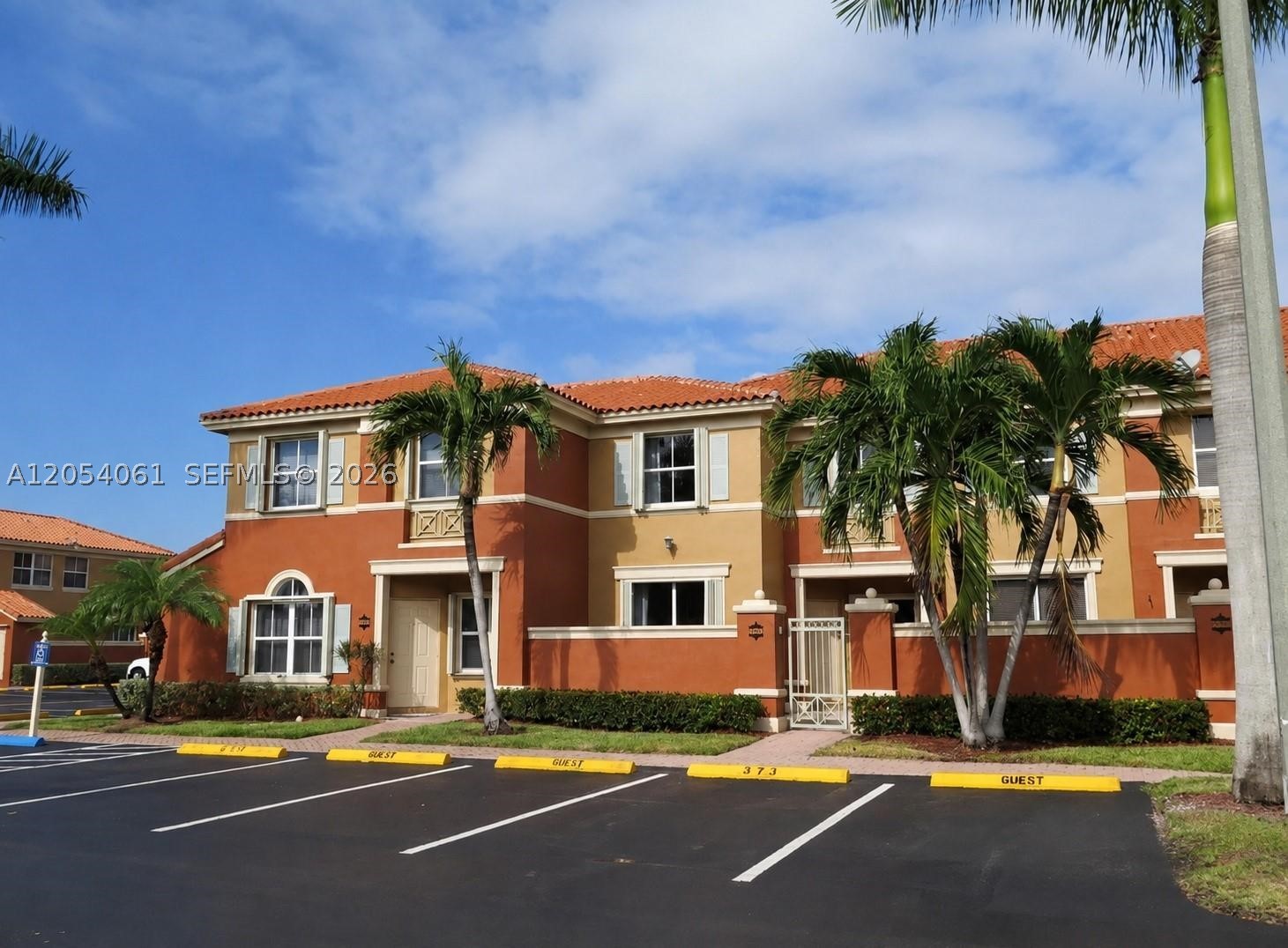 THE GATES AT DORAL ISLES - Residential
