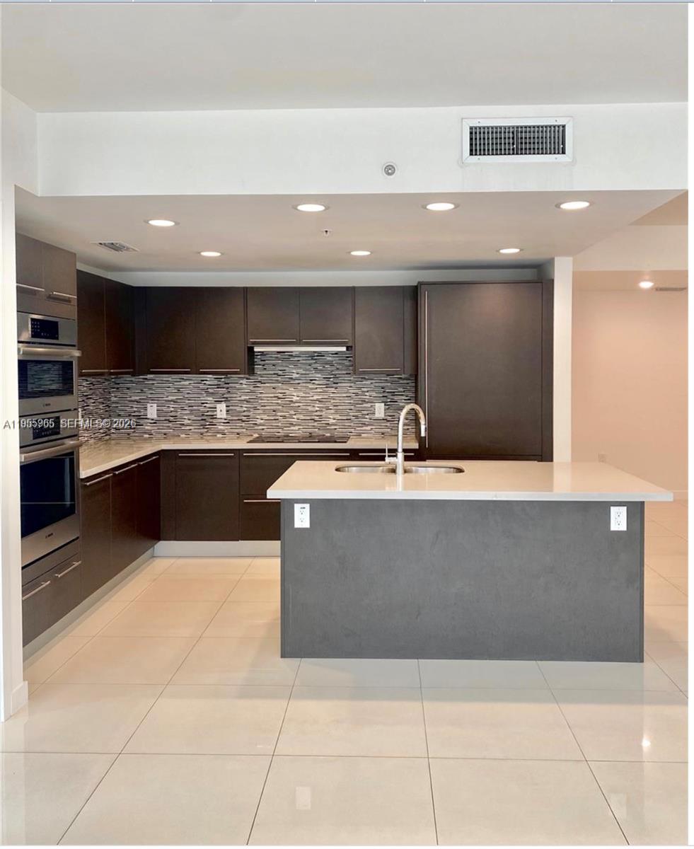 GRAND BAY COMMONS SOUTH - Residential