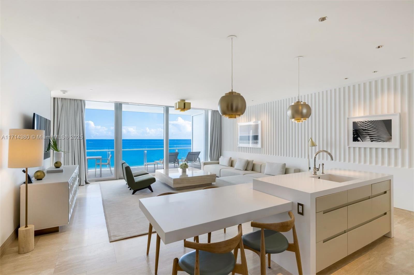SURF CLUB CONDO - Residential