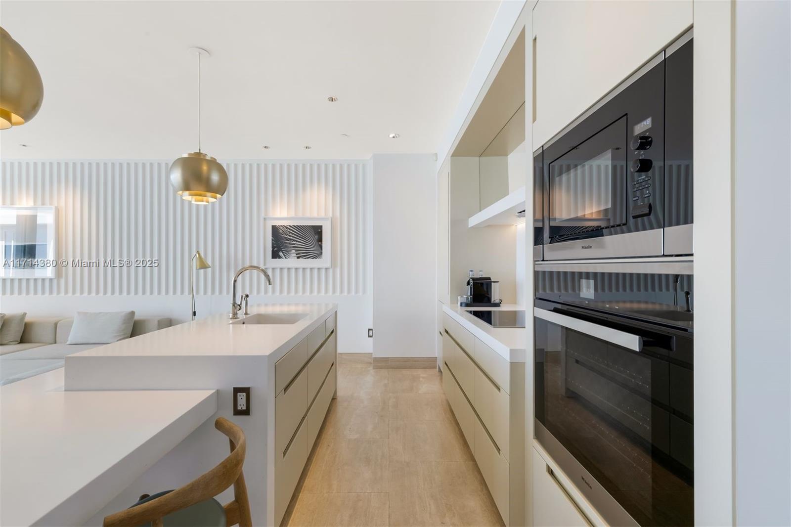 SURF CLUB CONDO - Residential